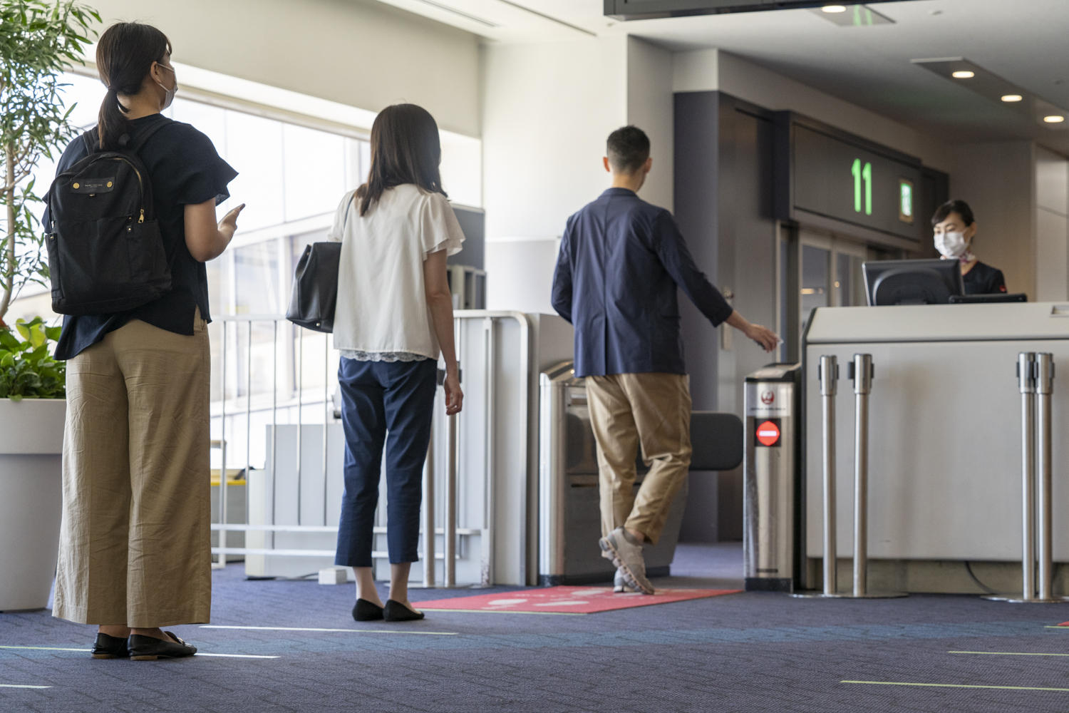 Boarding Gate.jpg