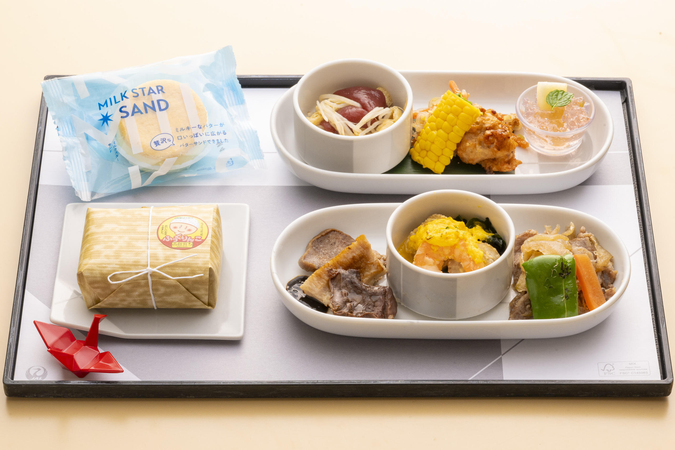 DOM Fクラス機内食.jpg