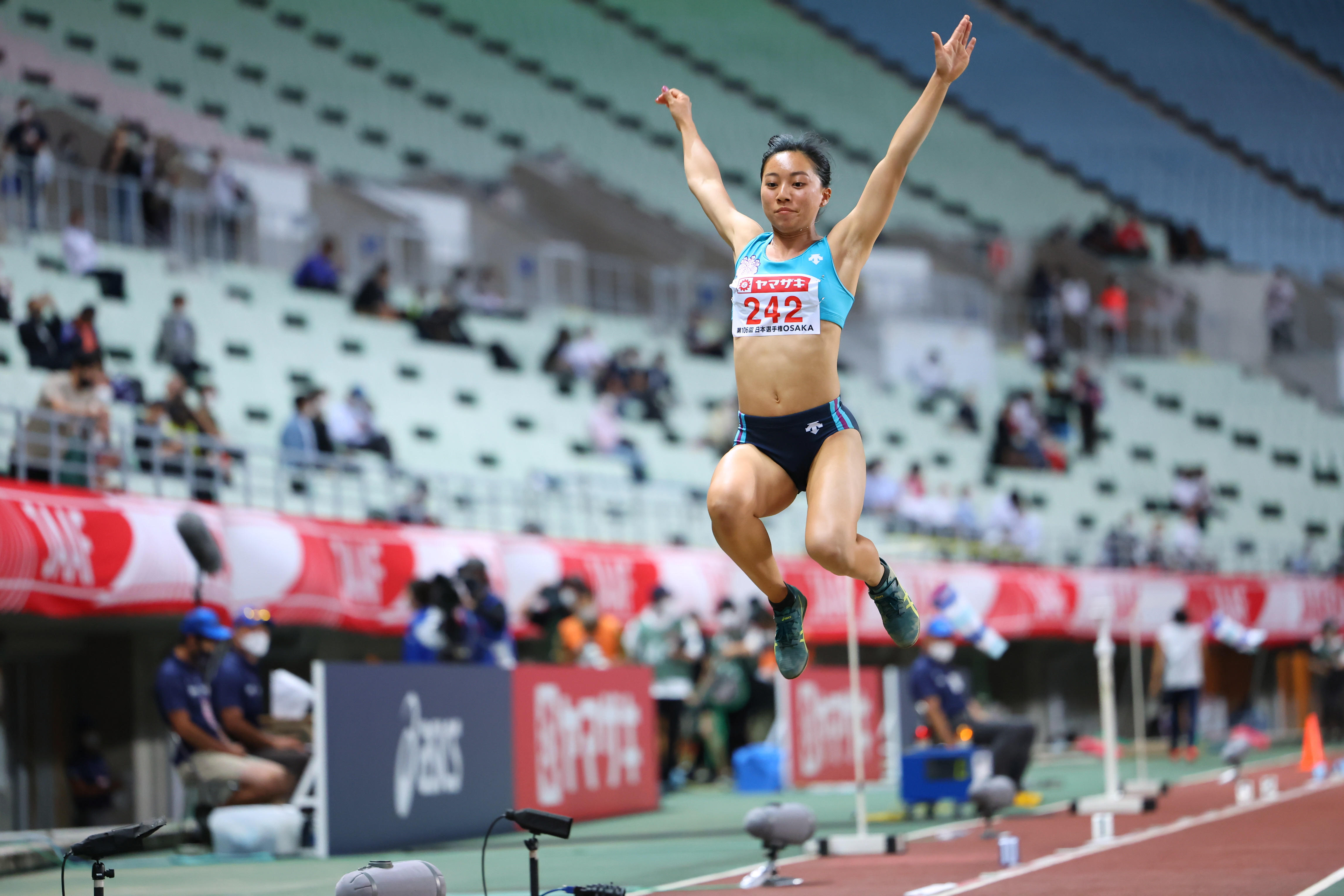 高良彩花選手.jpg